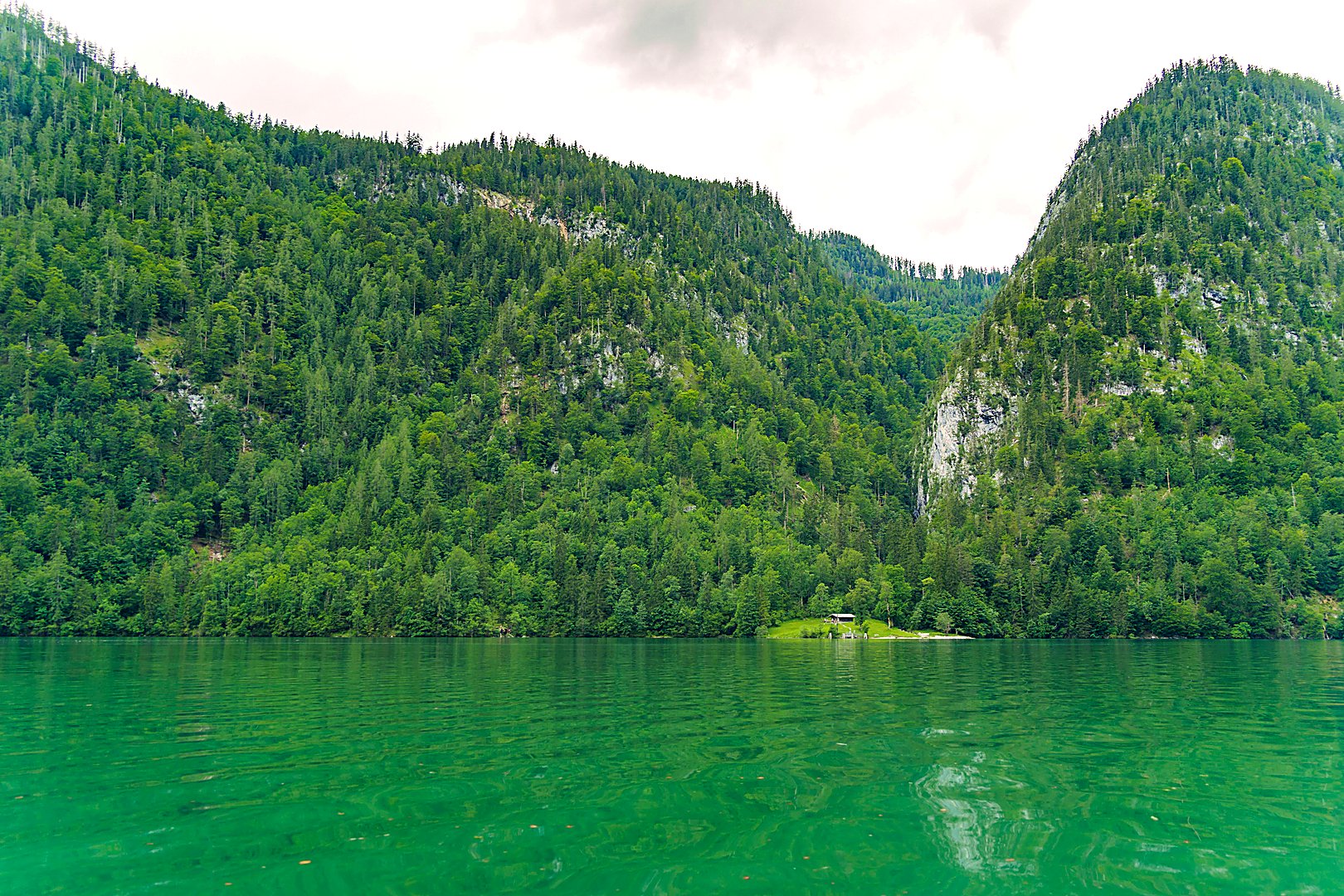 Фотобудка на весіллі